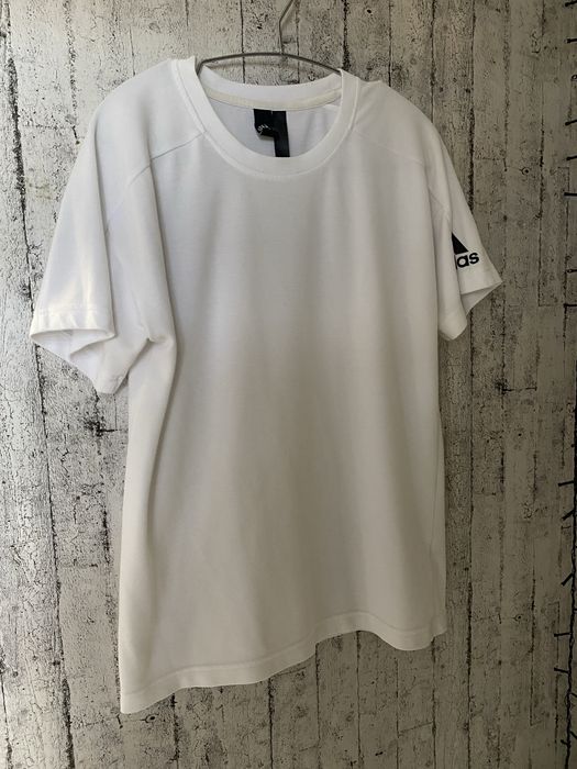 Спортивна біла футболка Adidas Розмір S сідає і на M — Оригінал