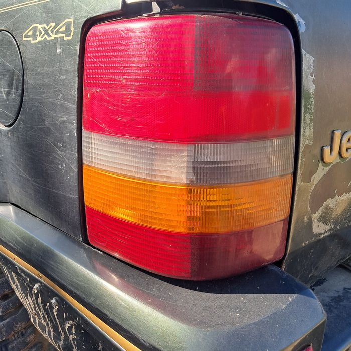 Lampy jeep Grand Cherokee zj