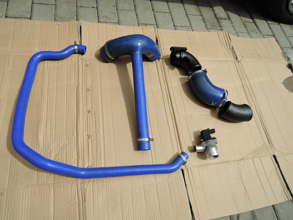 HF-SERIES Zawór DV rury turbo   Golf  7  r  AUDI s3  8 v  komplet