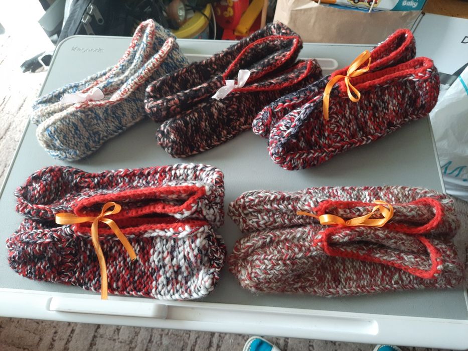 5par wełnianych kapci, rozm.39