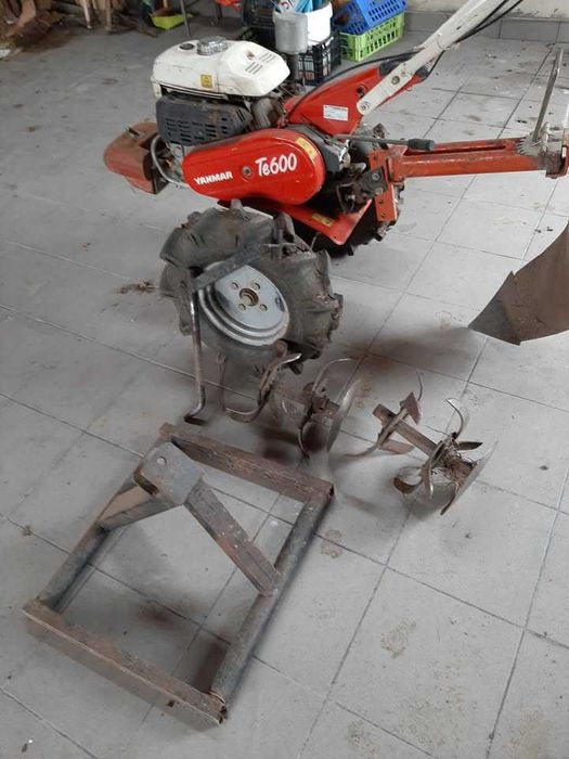 2014 Yanmar te600 baixa de preço.Muito leve e fácil de manobrar.