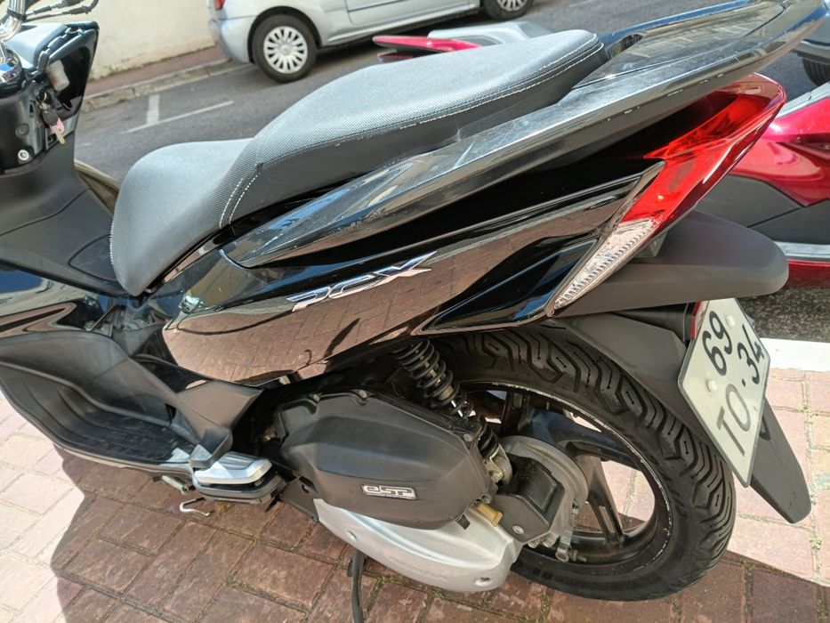 Motorizada PCX 2017