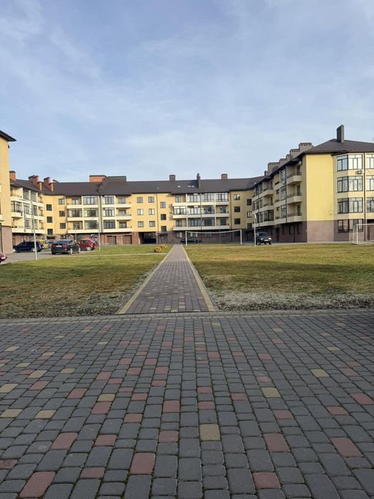 Продається двох-кімнатна квартира