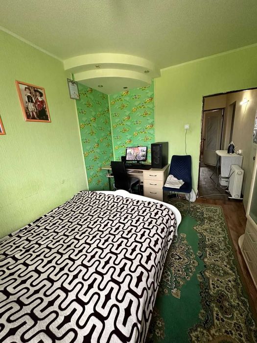 Продается 3-х комнатная квартира район Артема.