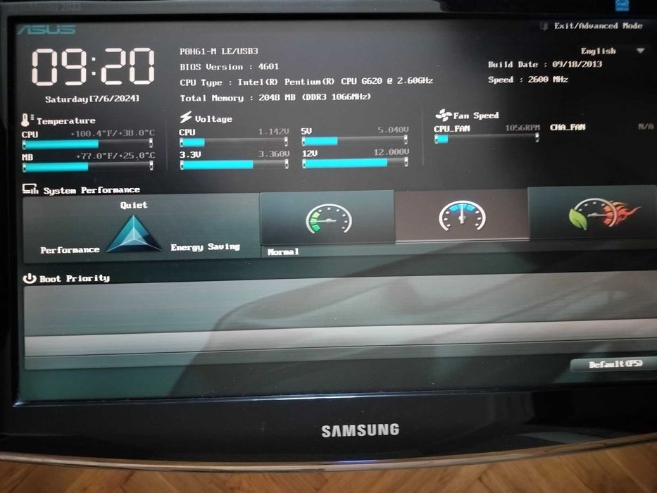 Компьютер (системний блок + монітор)