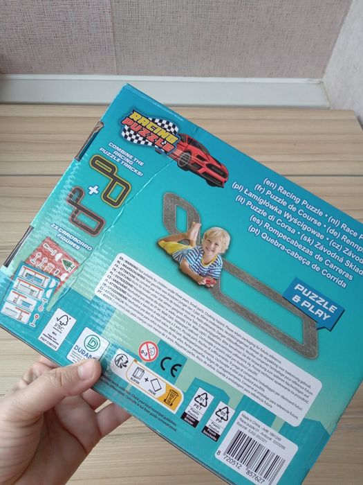 Пазл-траса з оксамитовою поверхнею Velvet Puzzle
Пазл-траса з