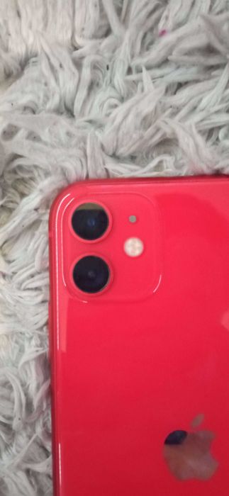 Iphone 11 128GB  76% Red