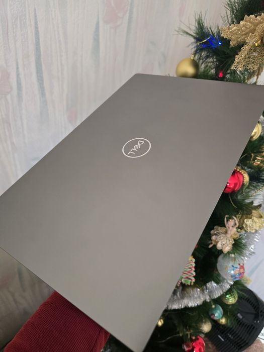 Dell Precision 5560 i7 11850h 16gb Qvadro T1200 ssd 256