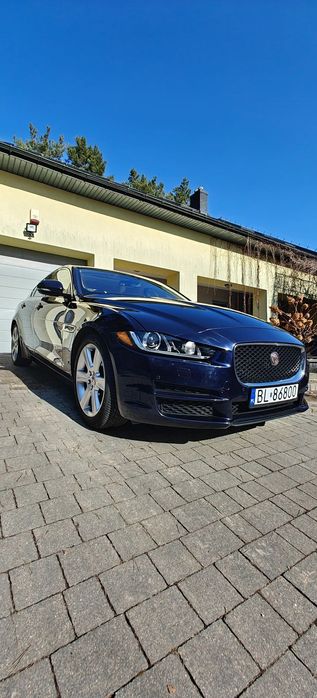 Jaguar XE Zadbany i bogato wyposażony Jaguar XE 2017 2.0D