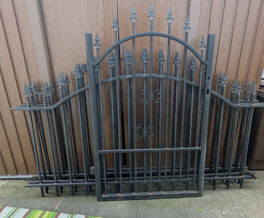 Kuta brama przesuwna + furtka+ 4 przęsła