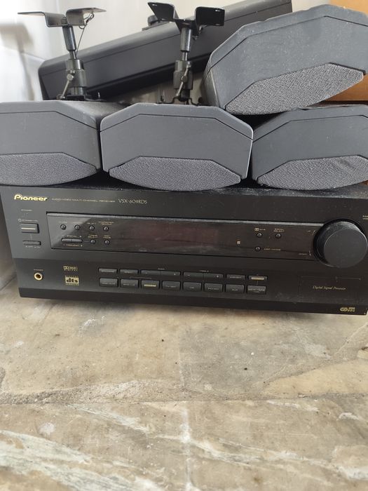 Amplificador com colunas 5.1