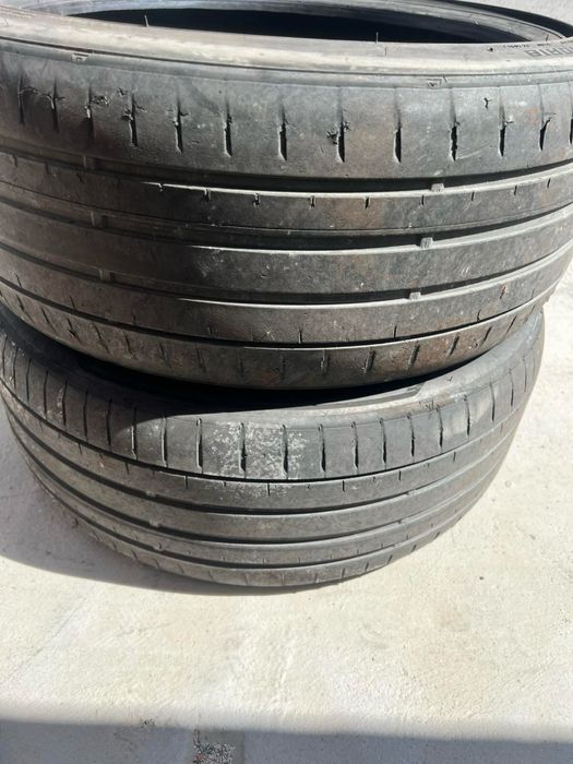 225/40/18 Falken 2 pneus