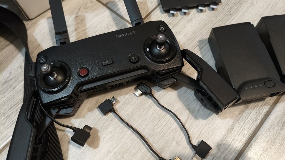 Dron DJI Mavic air fly more combo bardzo bogaty zestaw