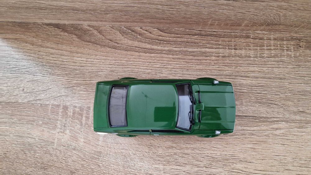 Toyota Corolla T27 levin 1:24