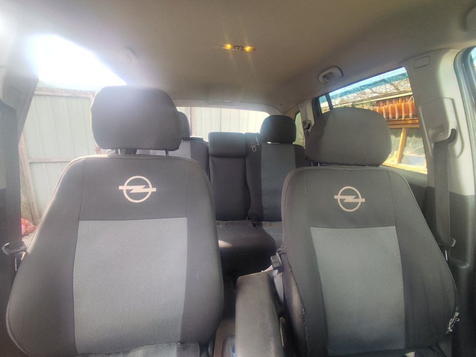 Opel Zafira 2013