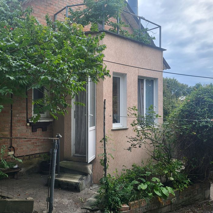 Продам ч/будинку   бл. Ст.мiсто