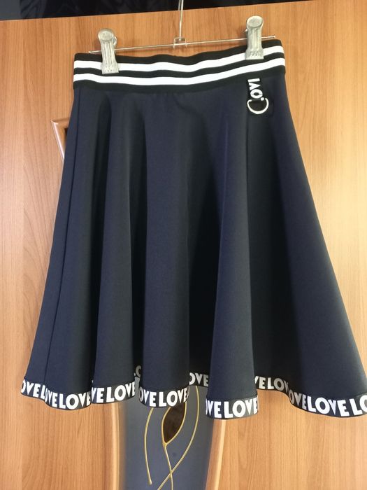 Шкільна спідничка