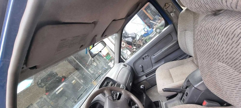 Nissan Navara d22 para as peças
Rua do Barrei