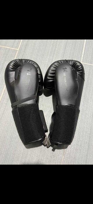 Saco de Boxe OutShock 32KG Adulto e com Luvas de box 14 OZ Incluidas