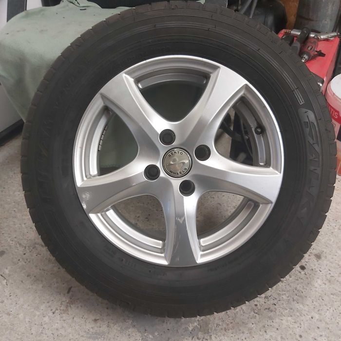 Felgi aluminiowe 15 cali z oponami