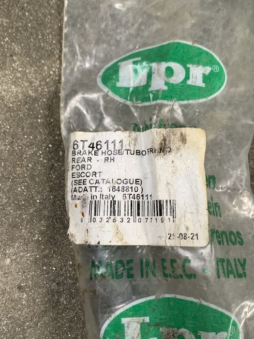 Тормозные шланги Ford Escort MK4