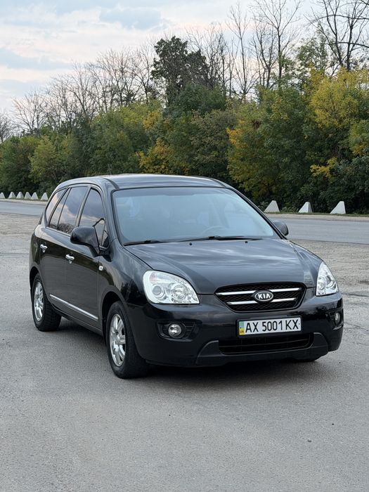 Kia Carens 2009 - 2.0 бензин