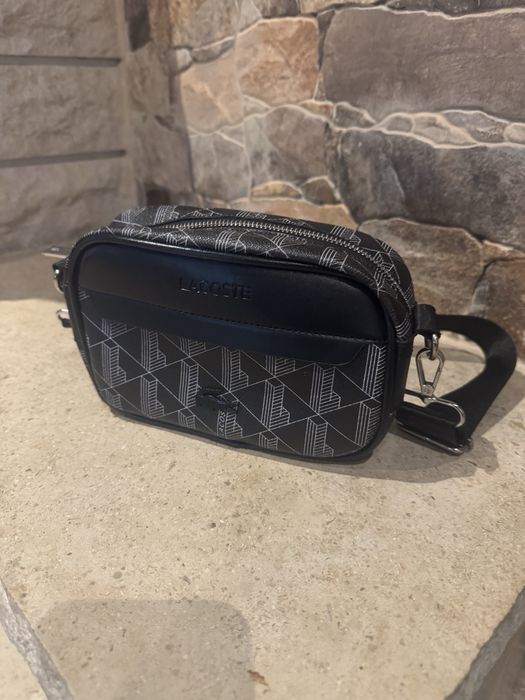 Bolsa lacoste nova