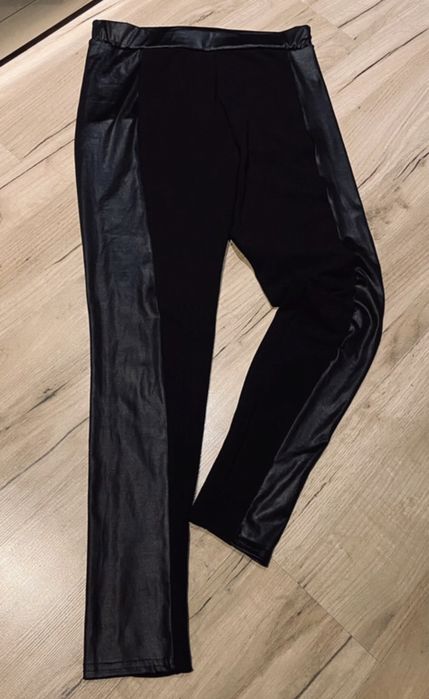 Legginsy czarne damskie pół na pół imitacja skóry z materiałem