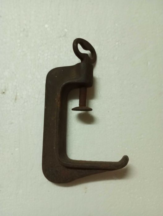 Cinco Grampos antigos