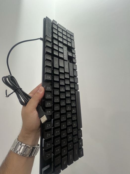 Teclado Gaming RGB