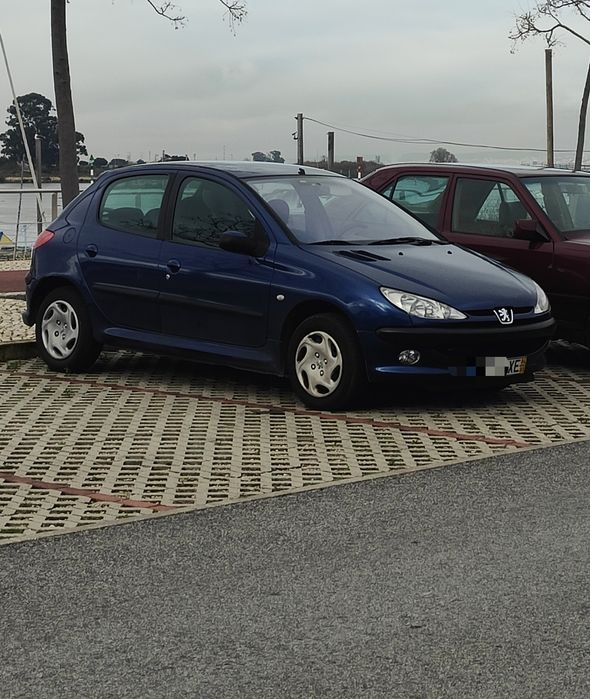 Peugeot 206 1.1i c/ AC – 2004 | 147000 km | Gasolina
