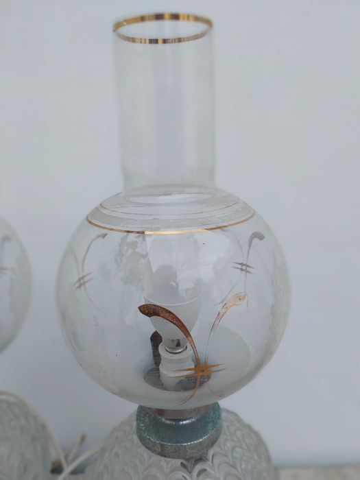 par de candeeiros antigos