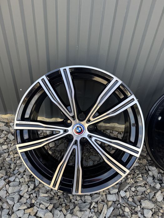 Продам оригінальні різноширокі R20 титани BMW 730 стиль individual