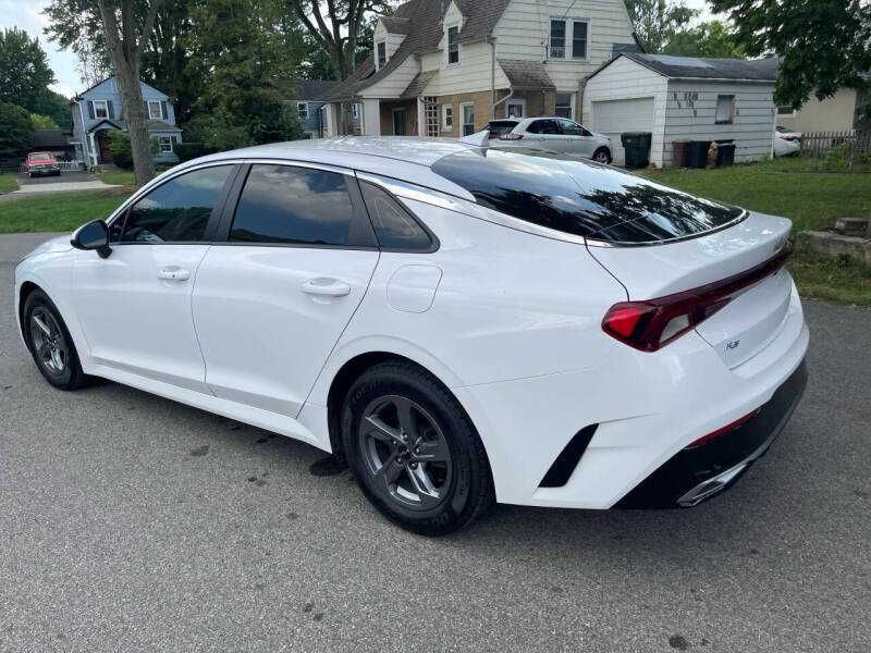 2022 Kia K5 LXS 1.6L