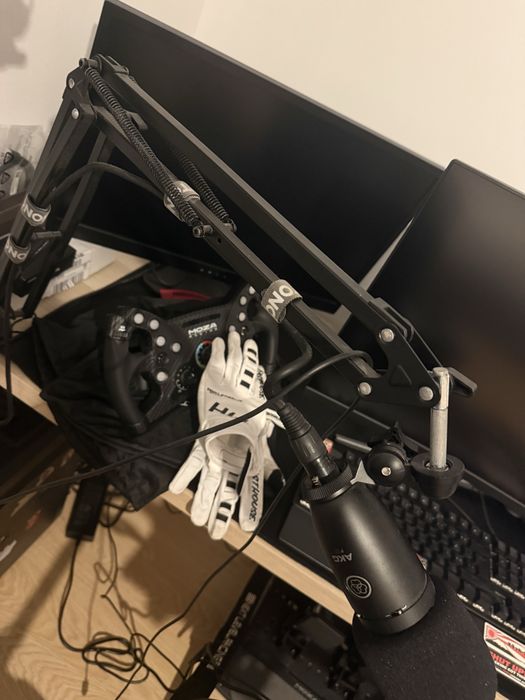 Microfone akg + suporte
