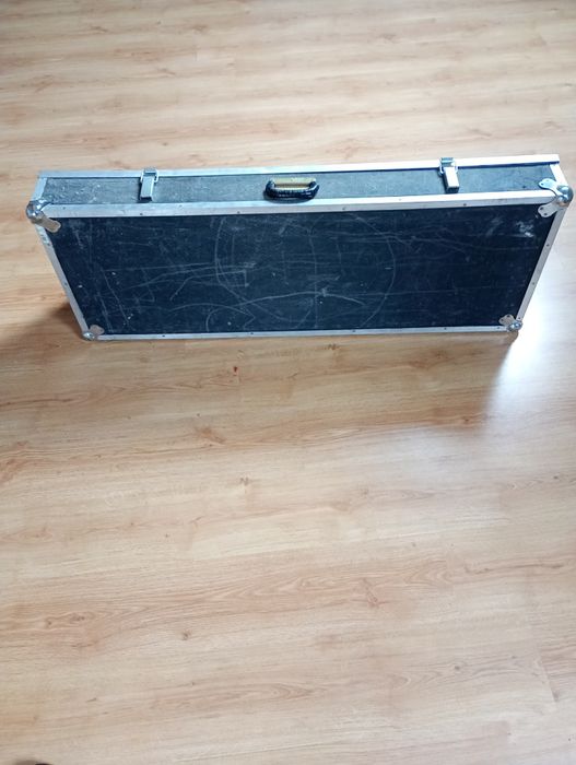 Casę na klawisze własnej roboty duże i ciężkie