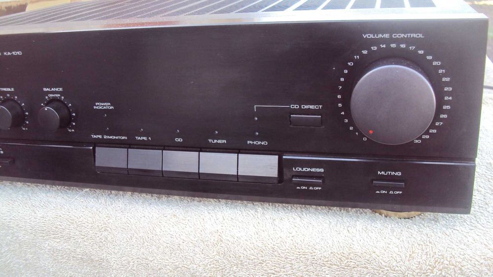 KENWOOD  KA-1010  стерео усилитель с Германии