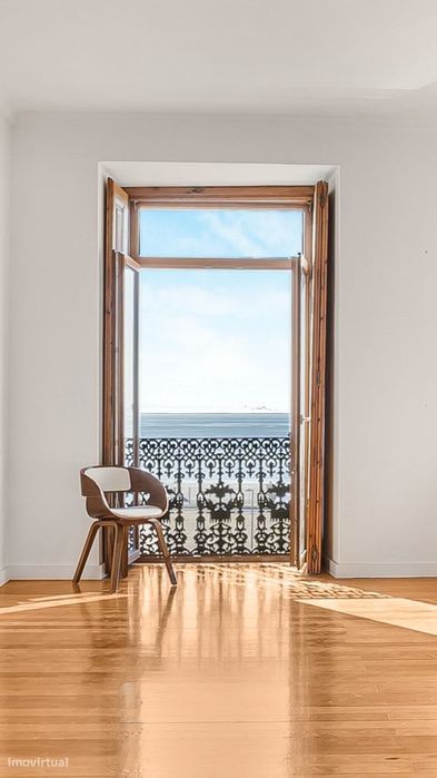 Apartamento T3 Espaçoso com Vista desafogada para o Rio