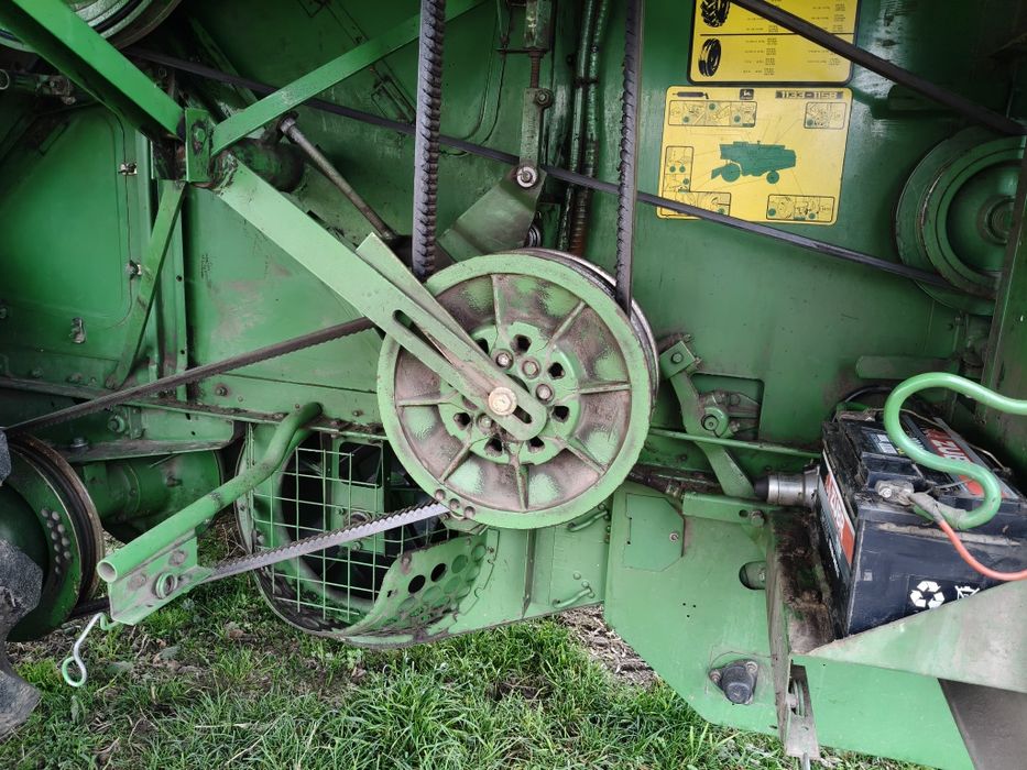 Комбайн John Deere 1157