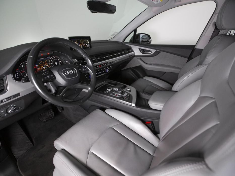 Audi Q7 3.0 TDi quattro S-line Tiptronic 7L