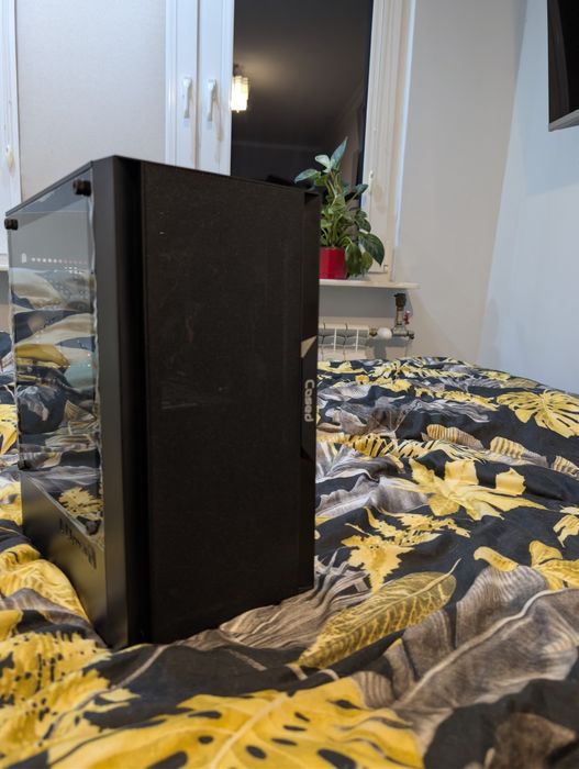 Nowy Komputer gamingowy  Intel 6 / rx 570 / dla gracza