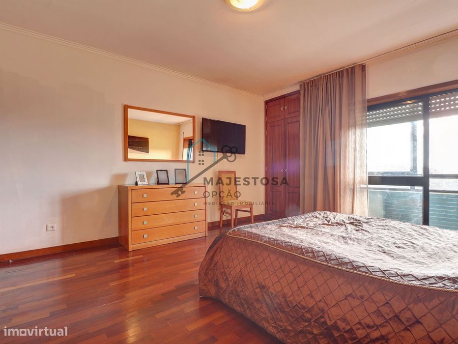 Apartamento T3 com Excelente Localização — São Vicente, Braga