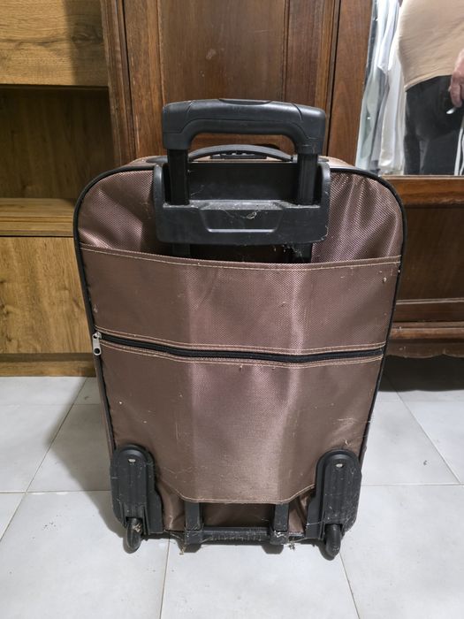 Mala de viagem trolley com código de segurança
