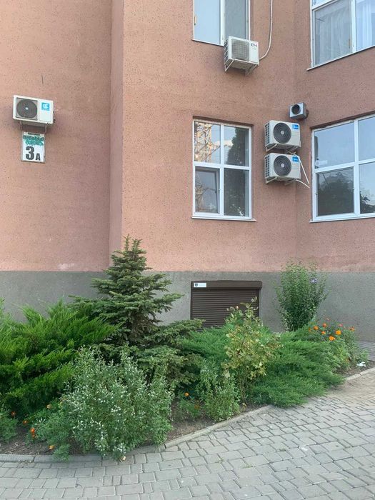Аренда коммерческого помещения "Сити Центр", "Таврия-В", рынок "Успех"
