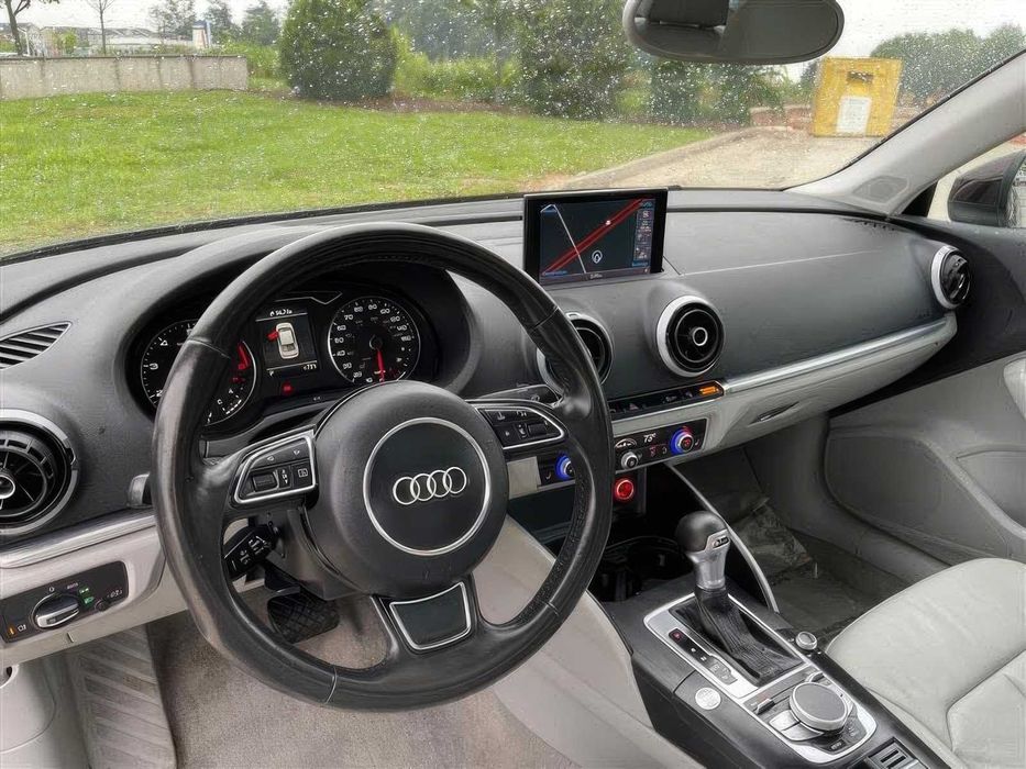 Audi A3      2016