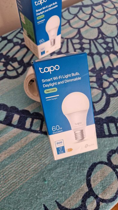 TP Link TAPO Lampada e tomada inteligente