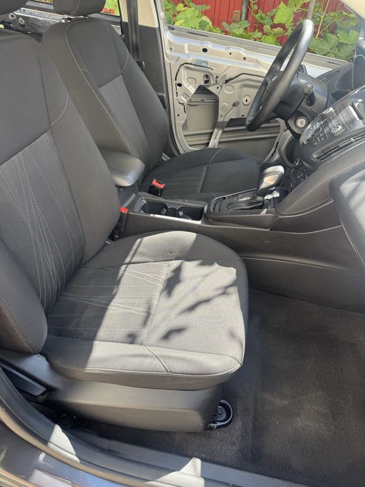 Ford Focus 2017 VIN 1FADP3F23HL244538 фото оголошення 5 з 16