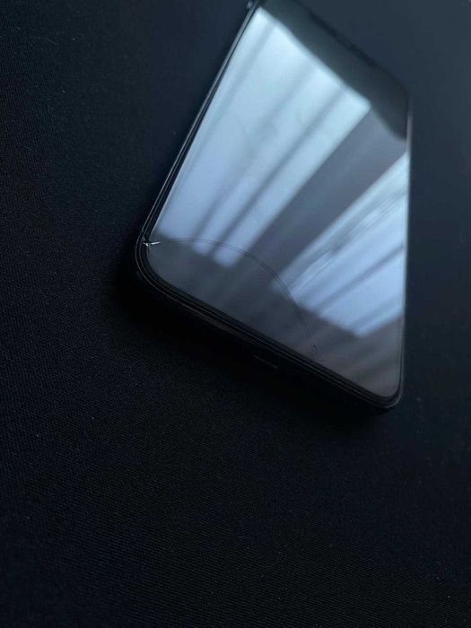 Iphone 11 PRO MAX Midnight Green