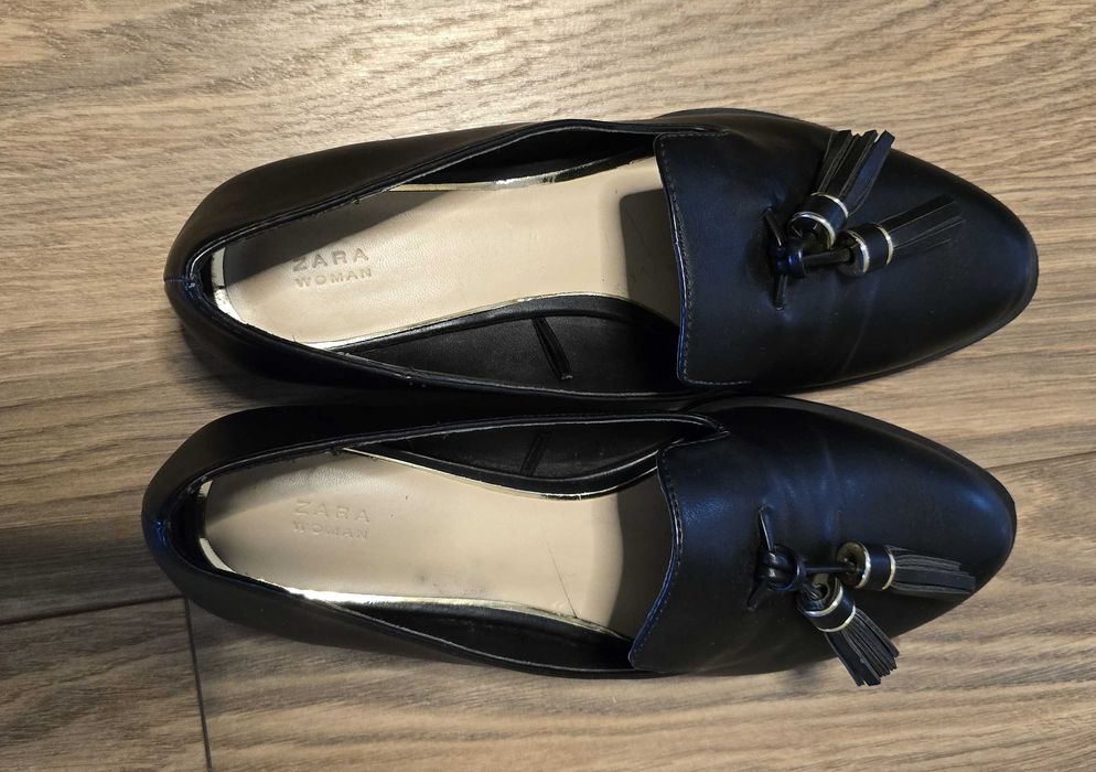 Loafersy czarne Zara rozm. 39