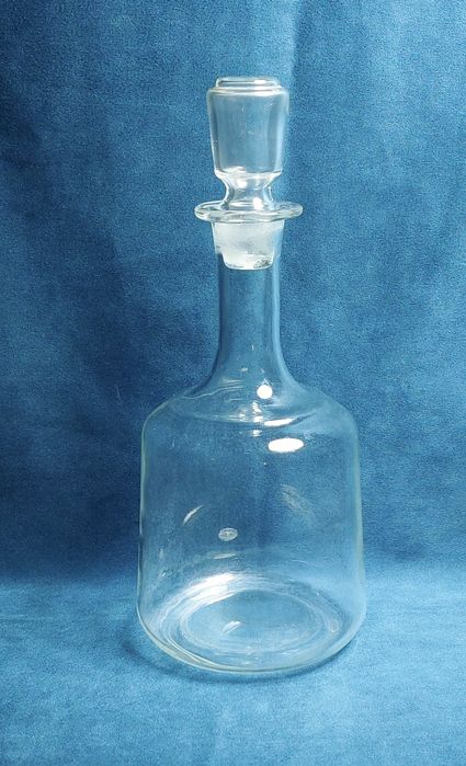 Графін скляний вінтажний 1950х років.СРСР.1,5л.